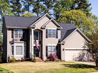 5212 Harrington Grove Dr, Raleigh, NC 27613