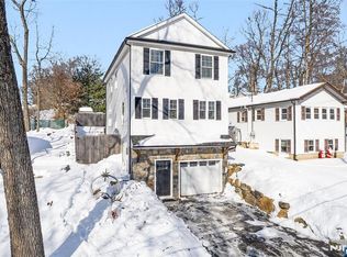 506 Brooklyn Mountain Rd, Hopatcong, NJ 07843