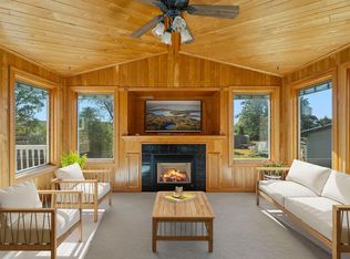 302 Jennifer Ln, Jordan, MN 55352