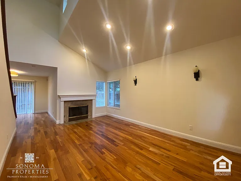 208 Todd Ave — Photo 10