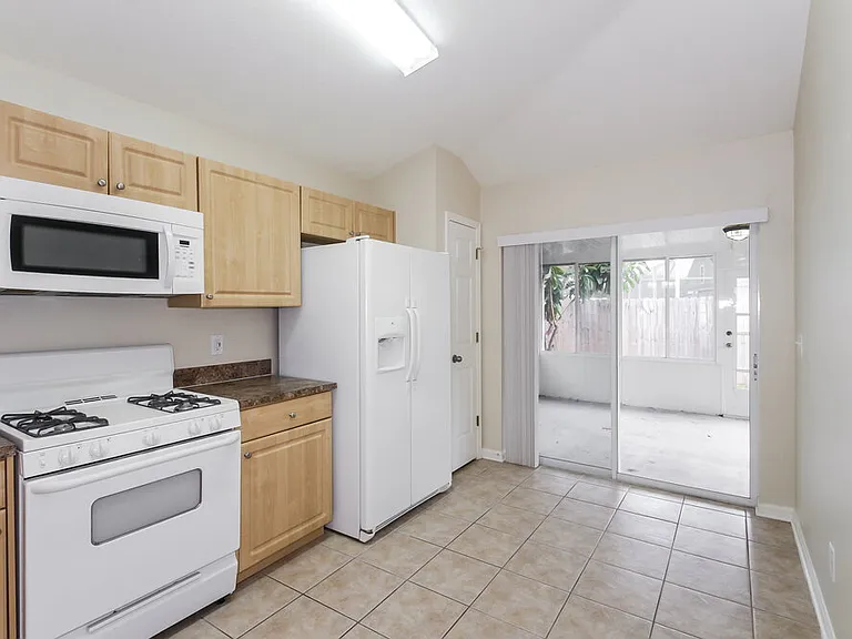 11104 Robin Lake Ct — Photo 4