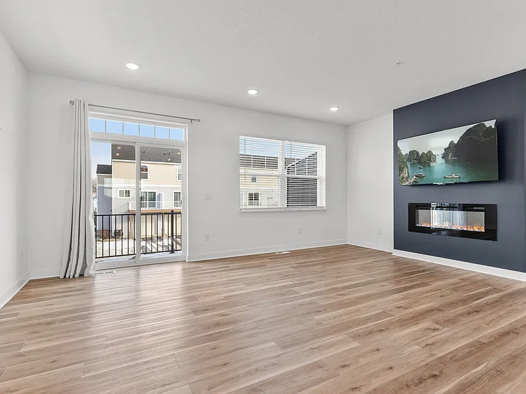 3155 Clover Ridge Dr — Photo 13