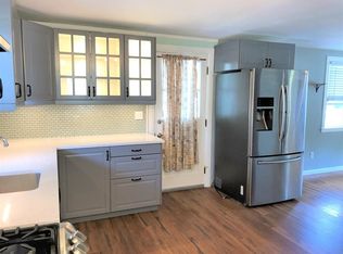 54 Appleton St, Quincy, MA 02171