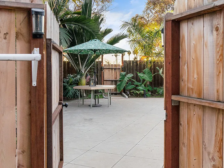 1501 California St — Photo 17