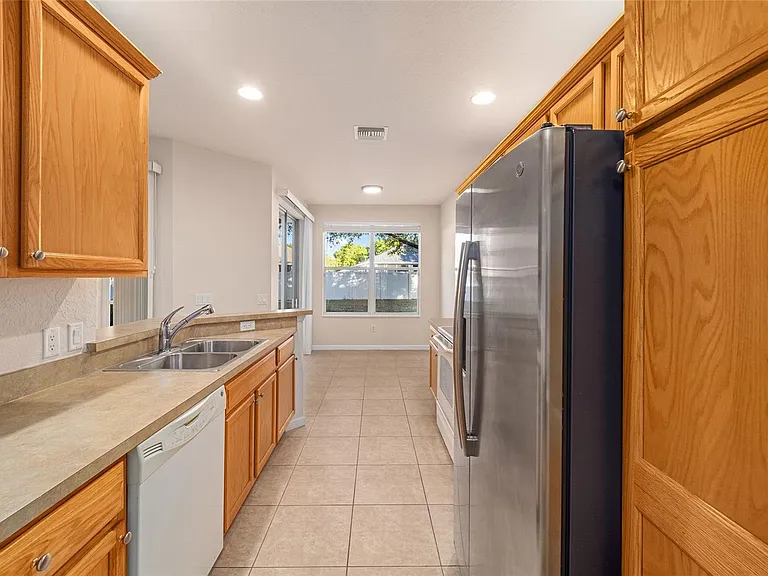 4570 SW 52nd Cir #107 — Photo 13