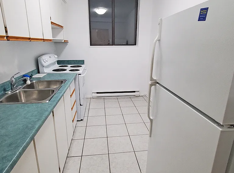 250 Ste Anne Rd — Photo 3