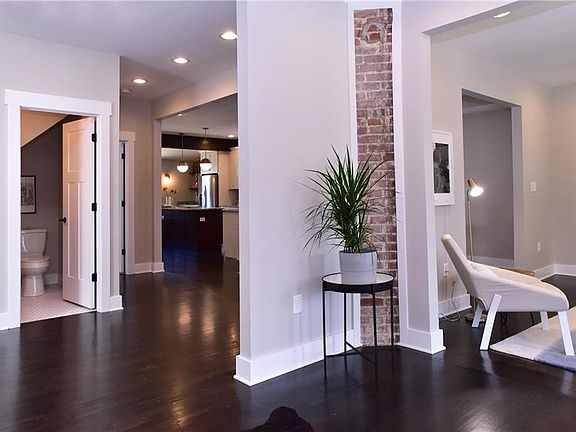 5th image of 1019 Harlan St