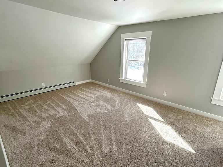 219 Post Rd — Photo 14