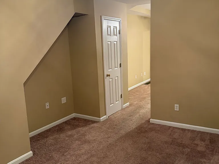 318 W Kenwood Way #1 — Photo 10