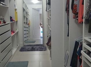 9953 NW 86th Ter, Doral, FL 33178