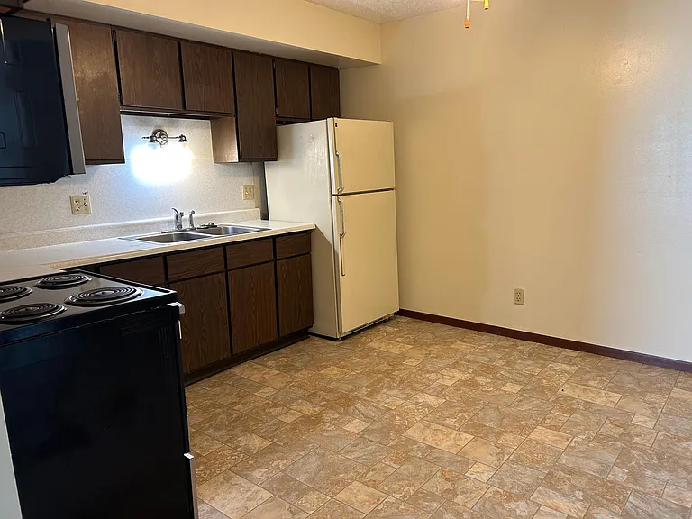 1216 W Jefferson St #5 — Photo 10