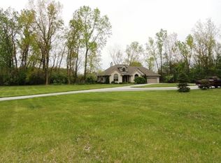 2587 Bushey Rd, North Baltimore, OH 45872