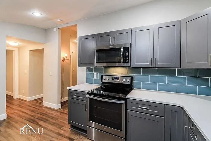 2 bed, 2.0 bath, 1243 sqft, $2,200 — Photo 3
