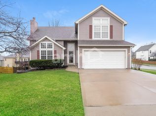 7432 N McKinley Ave, Kansas City, MO 64158
