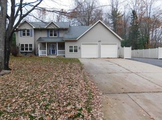 5814 Old Coach Rd, Wausau, WI 54401