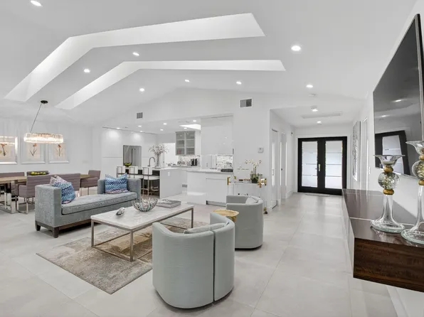 19667 Waters End Drive #304, Boca Raton, FL 33434