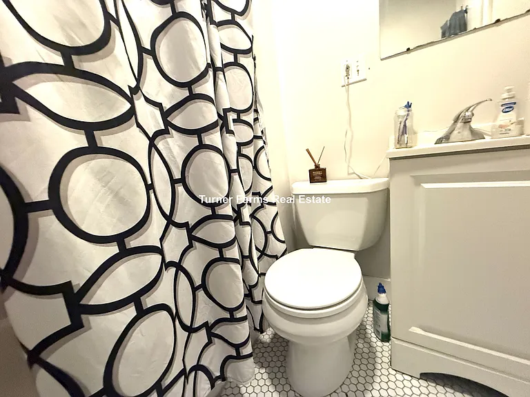 102 Willow St #4F — Photo 5