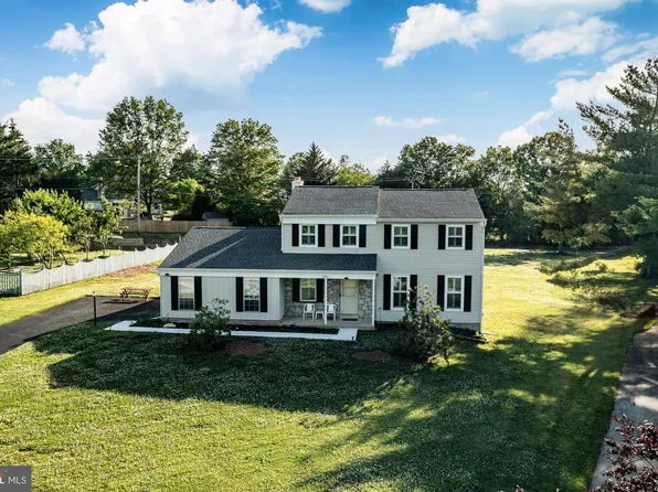 1146 Squires Way, Lansdale, PA 19446