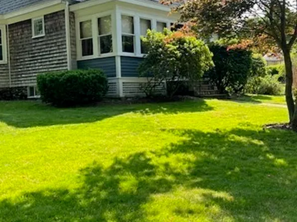 19 Montello St, Middleboro, MA 02346