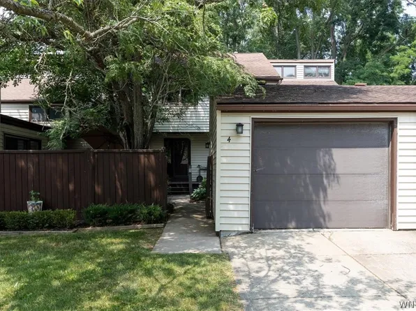 4 Tolland Bore, East Aurora, NY 14052