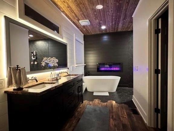 3rd image of 2955 Pilgrim Mill Rd