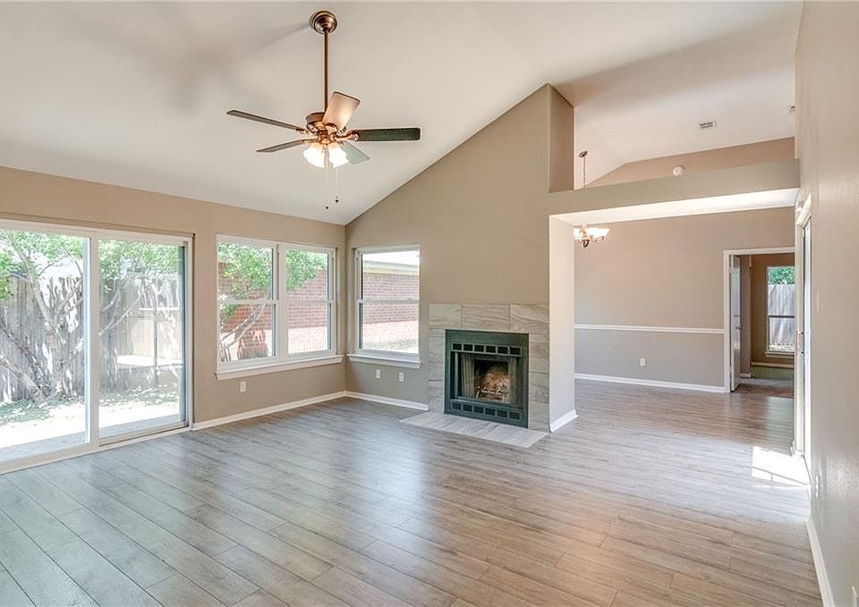 1st image of 4723 Poppy Dr E
