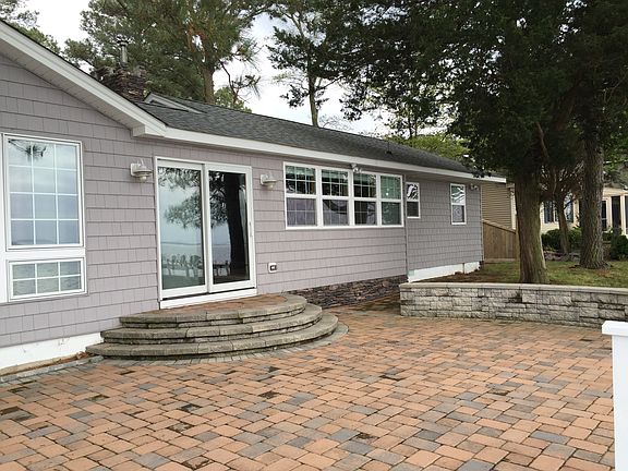 4th image of 4480 Sunset Dr