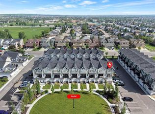 115 S Sagewood Dr SW #809, Airdrie, AB T4B4V5