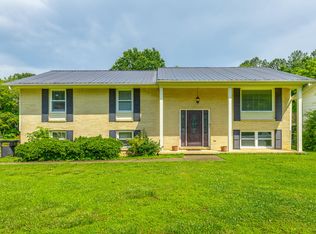 6942 Love Ln, Hixson, TN 37343