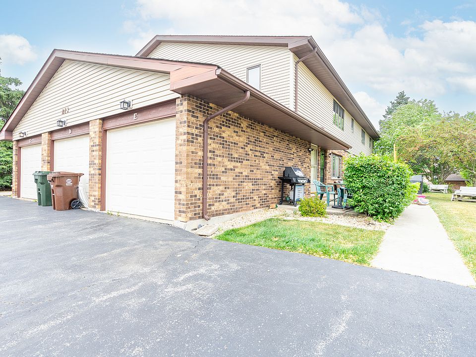 1st image of 218 Manor Dr Unit E