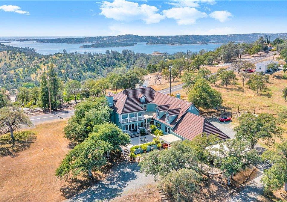 1st image of 5699 Arbolada Dr