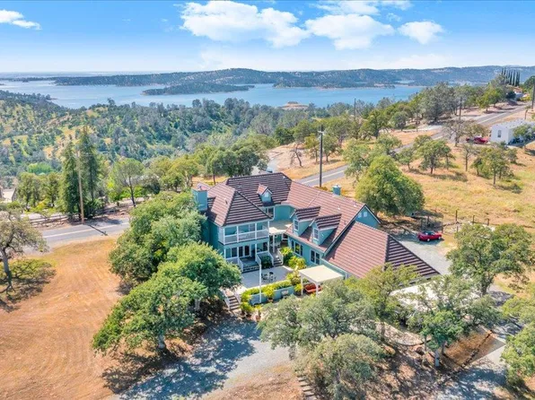 5699 Arbolada Dr, La Grange, CA 95329
