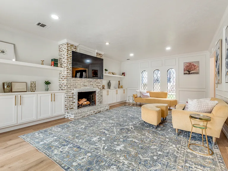 9130 Valley Chapel Ln — Photo 9