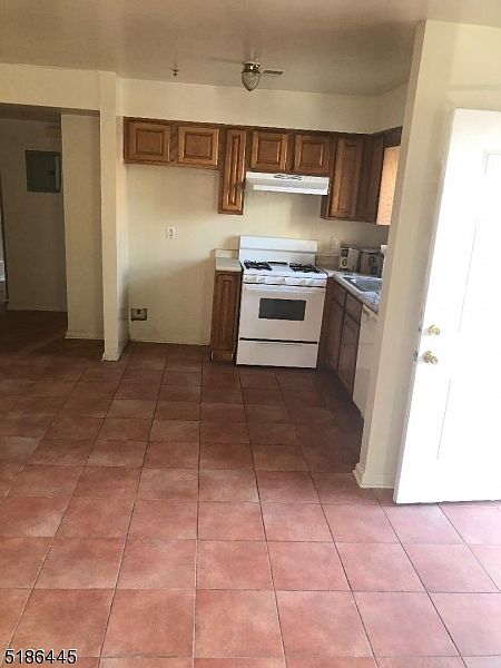 1st image of 47-49 Littleton Ave