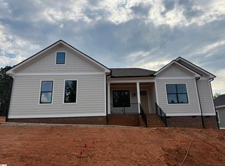 7 Halowell Ln, Travelers Rest, SC 29690