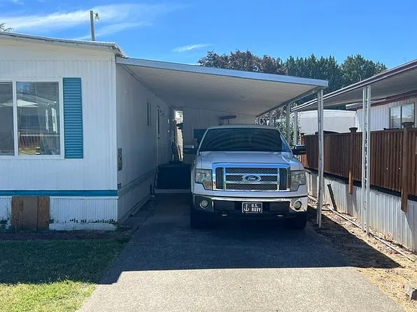 339 Beechwood Dr, Grants Pass, OR 97526