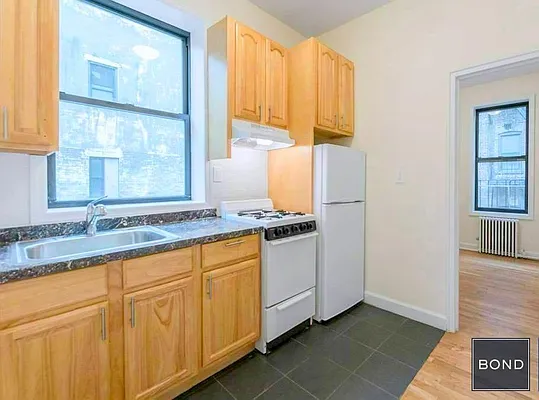 Rented by Bond New York | media 2