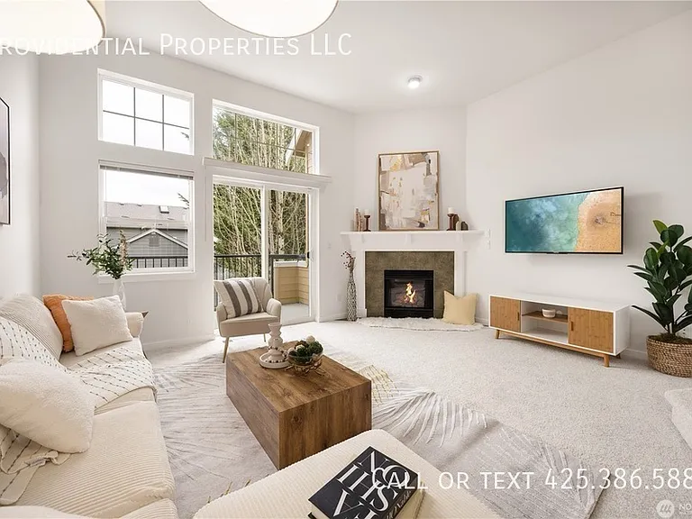 1947 NE Killian Ln #1 — Photo 12