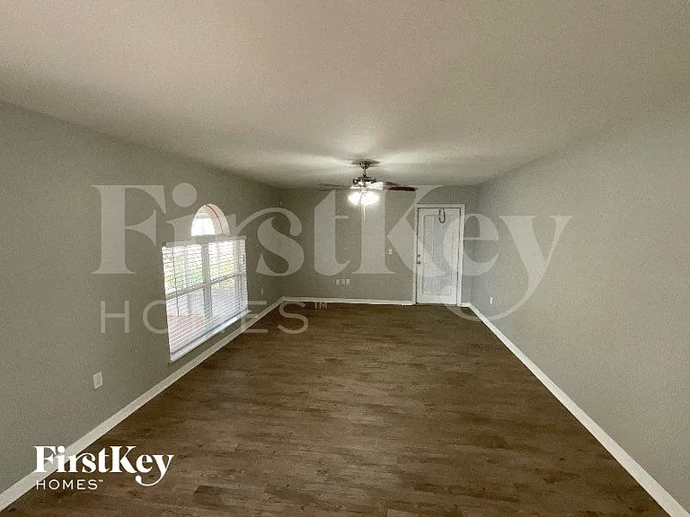 3289 White Blossom Ln — Photo 2