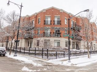758 W 15th St APT 1A, Chicago, IL 60607