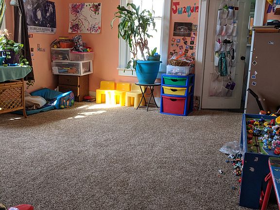 Down stairs master bedroom