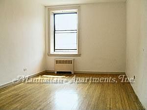 4th image of 1223 E 80th St #167