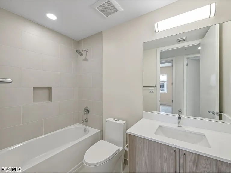 26589 Rosewood Pointe Dr #306 — Photo 14