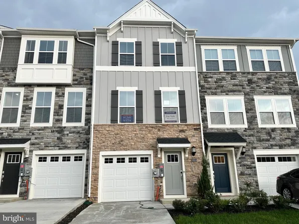 10515 Cobbler Pl, White Plains, MD 20695