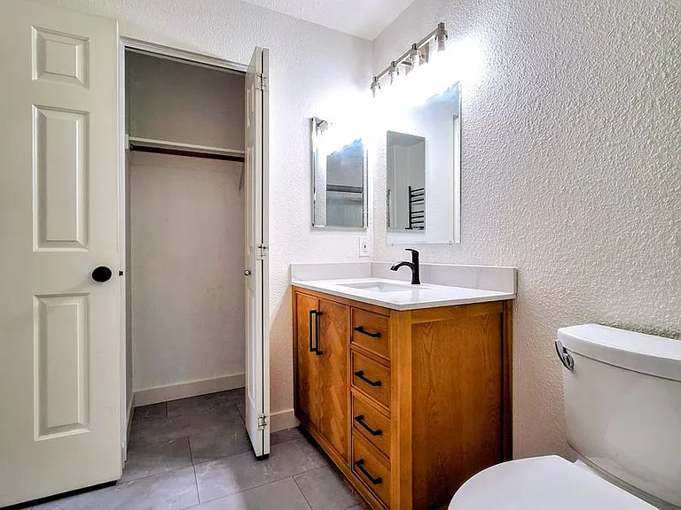 108 Arbor Way — Photo 23