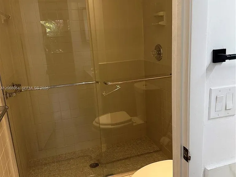 2902 SW 21st Ter #301C — Photo 9