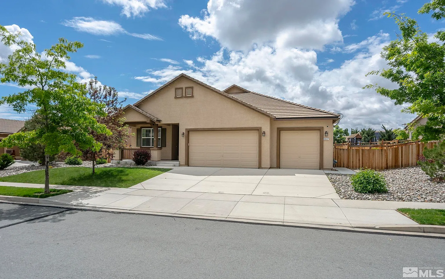 6647 Voyage Dr photo 1