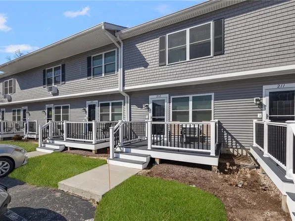 200 Post Rd APT 212, Warwick, RI 02888