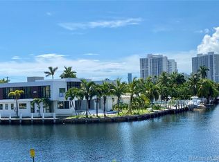 401 Golden Isles Dr APT 206, Hallandale Beach, FL 33009