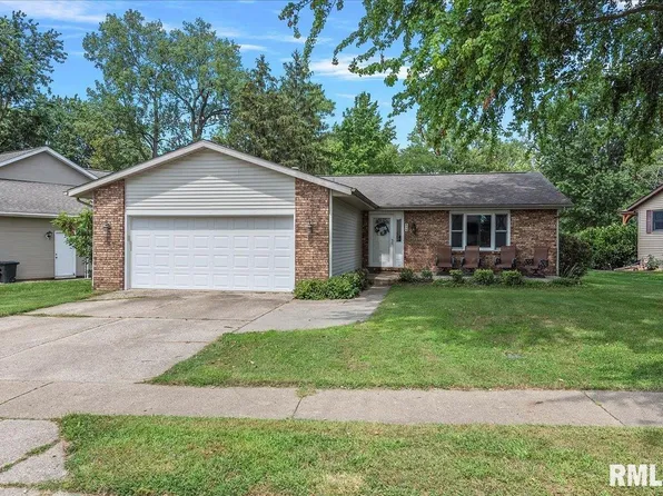 63 Camelot Dr, Rochester, IL 62563